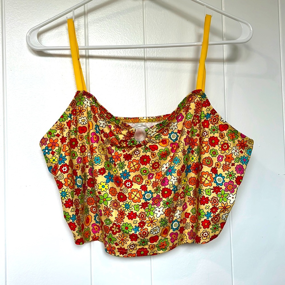 Shein Curve Mod Floral Print Ruched Bust Ring Crop Cami